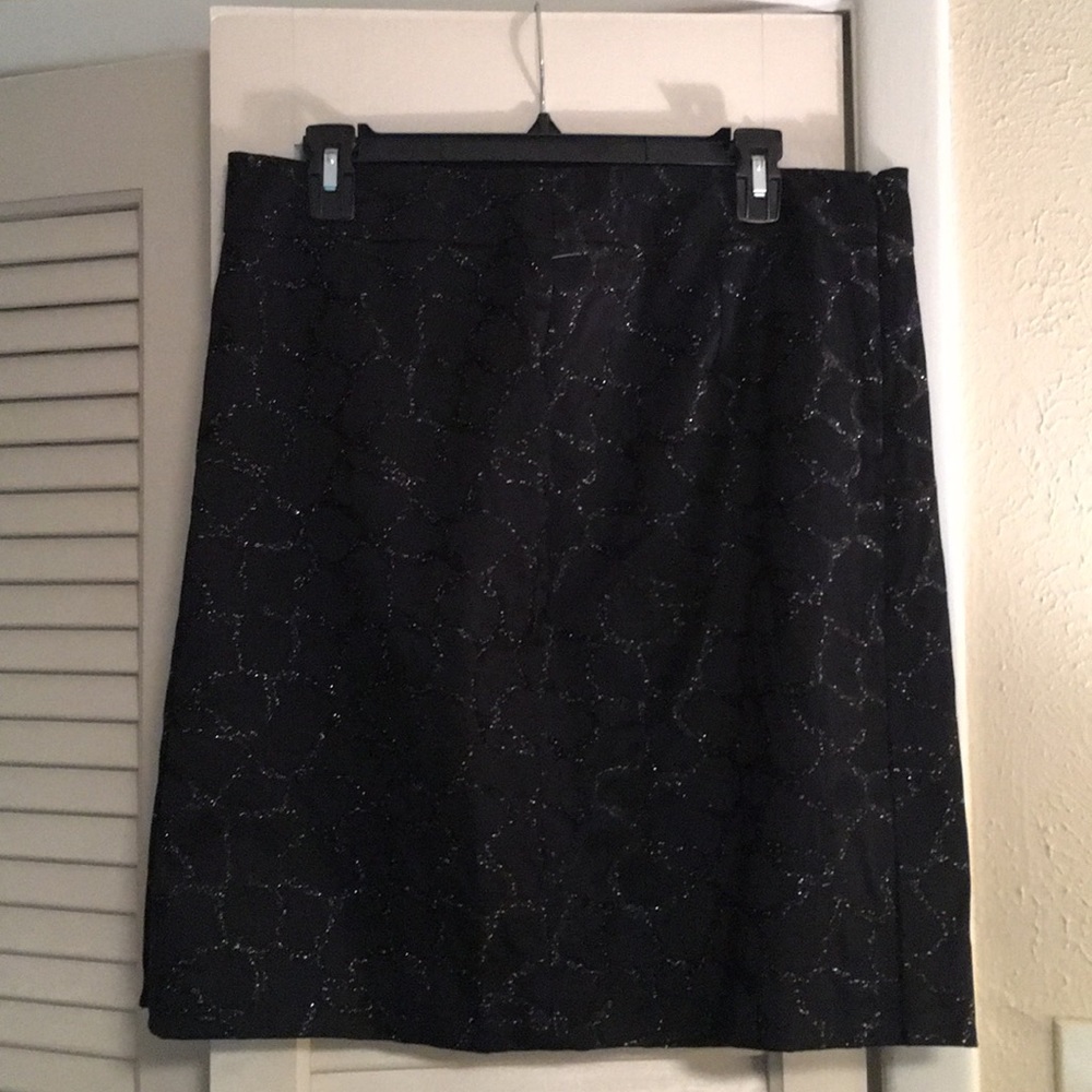 Skirt - Picture 3 of 5